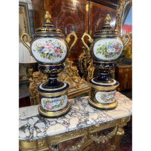 Pair Of Napoleon III-style Pharmacy Jars Or Vases With Lids