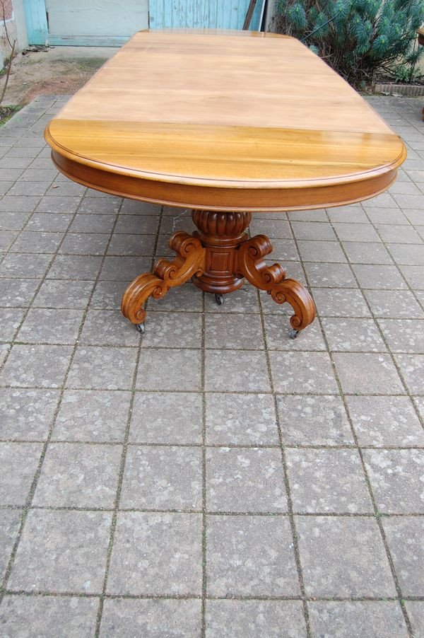 Napoleon III Table With Central Foot In Walnut With Six Extensions 16 Place Settings Late 19th Century-photo-7