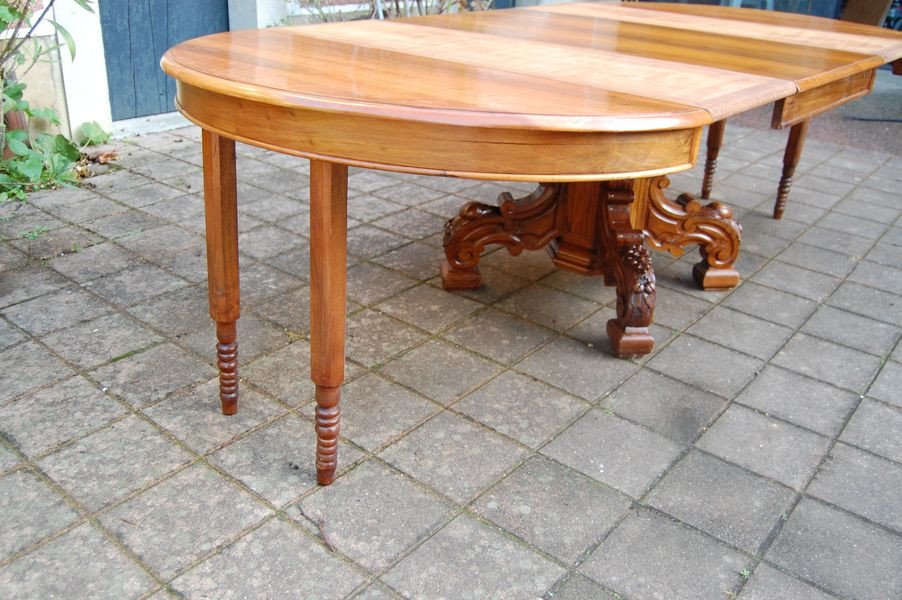Table A Pied Central Napoléon III En Noyer Du 19e Siécle-photo-2