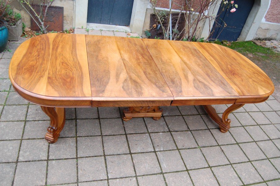Napoleon III Style Walnut Table In Louis XV Style, Late 19th Century, With Extensions, Seats 10-photo-4