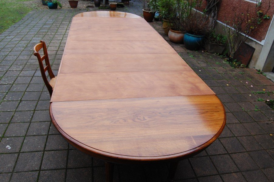 Large Napoleon III Style Walnut Table From The Late 19th Century, Seating 20 With Six Extensions-photo-4