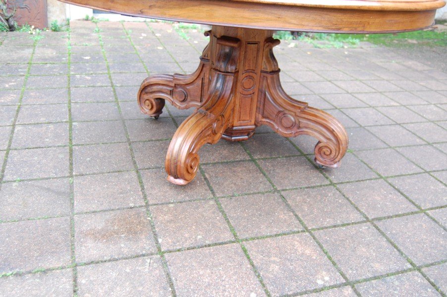 Large Napoleon III Style Walnut Table From The Late 19th Century, Seating 20 With Six Extensions-photo-2