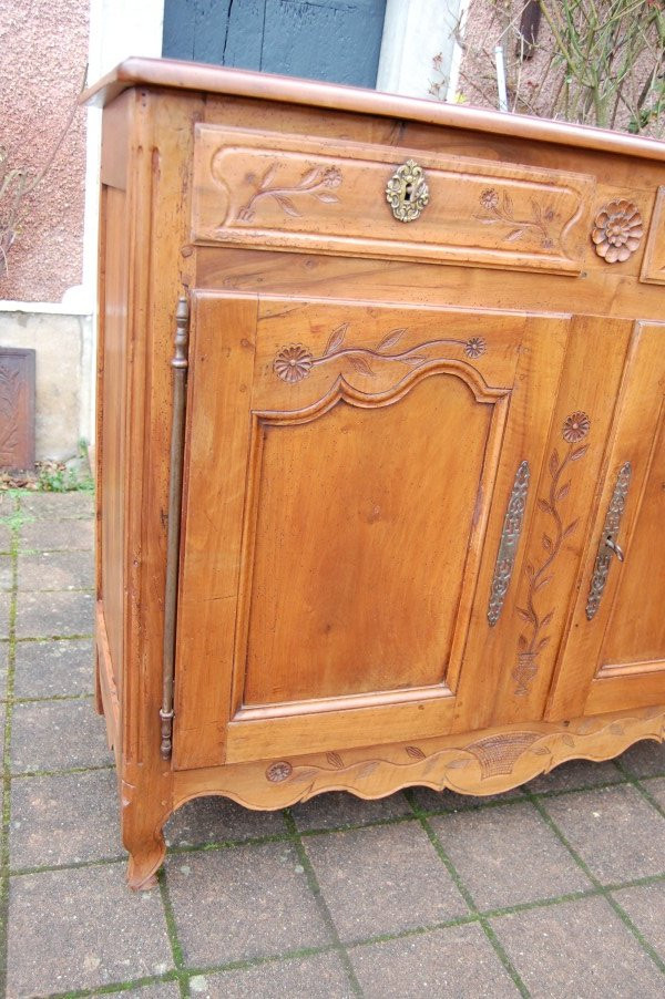 buffet louis XV en noyer du 19e siécle-photo-1