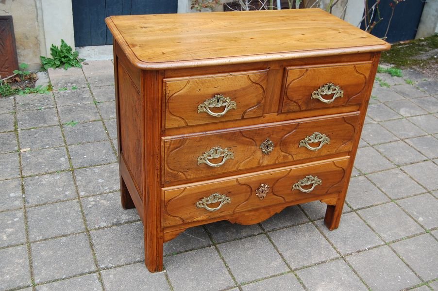 18th-century Louis XV-style Walnut Chest Of Drawers-photo-1