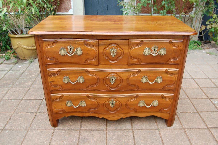 18th-century Louis XV-style Parisian Chest Of Drawers Made Of Walnut