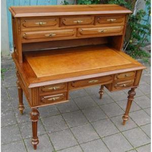 Bureau A Gradin D Napoleon III In Walnut From The 19th Century