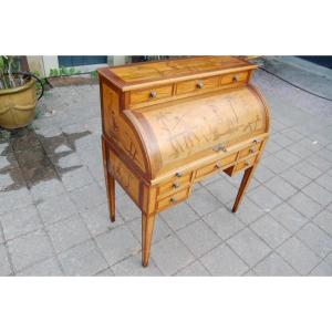 bureau cylindre en noyer de style louis XVI
