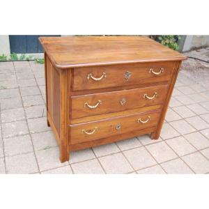 petite commode d époque louis XV en noyer du 18e siécle