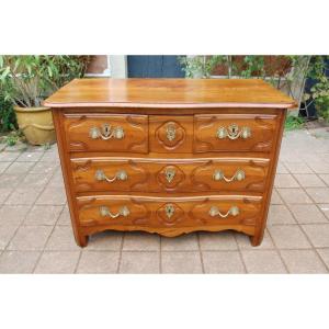 commode parissienne d époque louis XV du 18e siécle en noyer