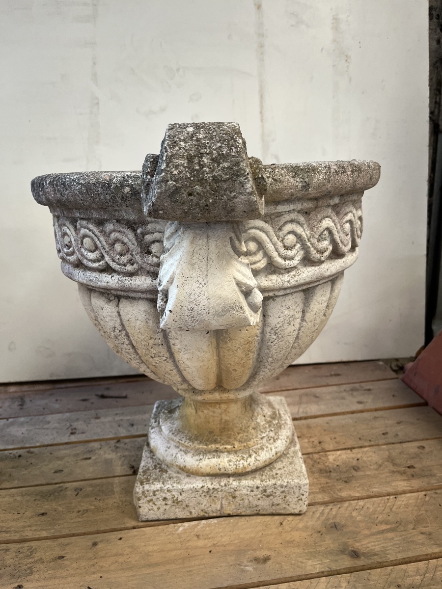 Pair Of Vases Made Of Reconstituted Stone-photo-4