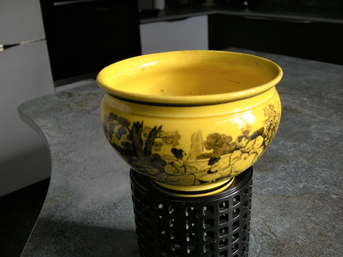 Yellow Fine Earthenware Cup Circa 1825 Signed Montereau-photo-3