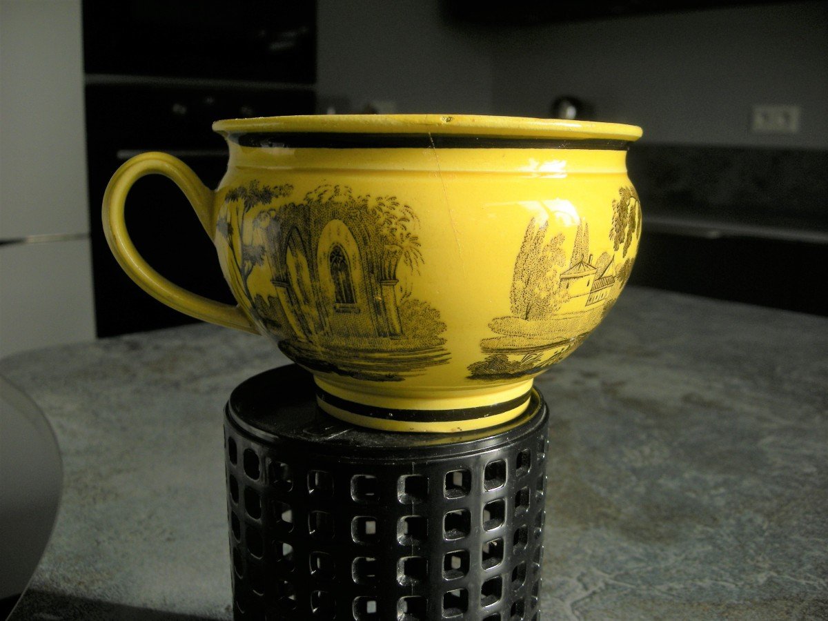 Yellow Fine Earthenware Cup Circa 1825 Signed Montereau-photo-2