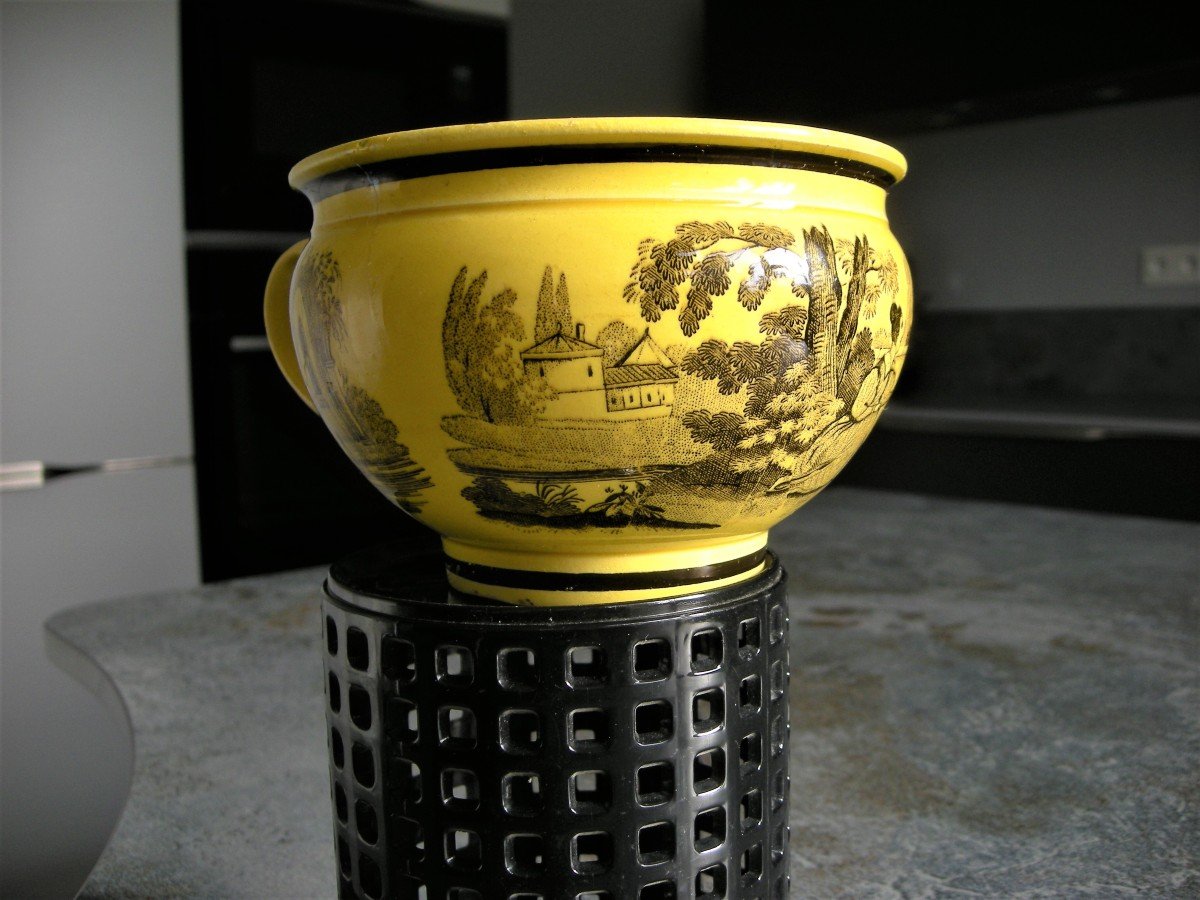 Yellow Fine Earthenware Cup Circa 1825 Signed Montereau-photo-3