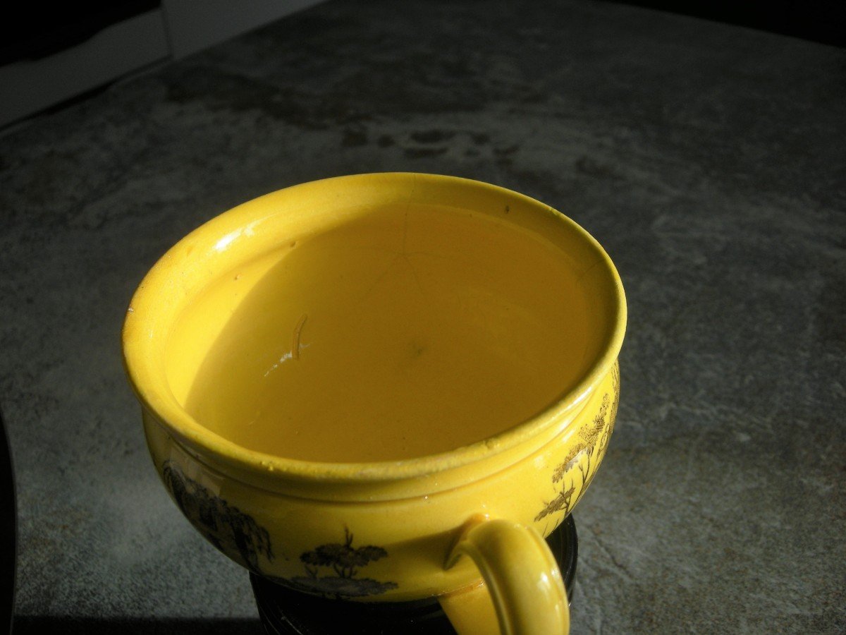 Yellow Fine Earthenware Cup Circa 1825 Signed Montereau-photo-6