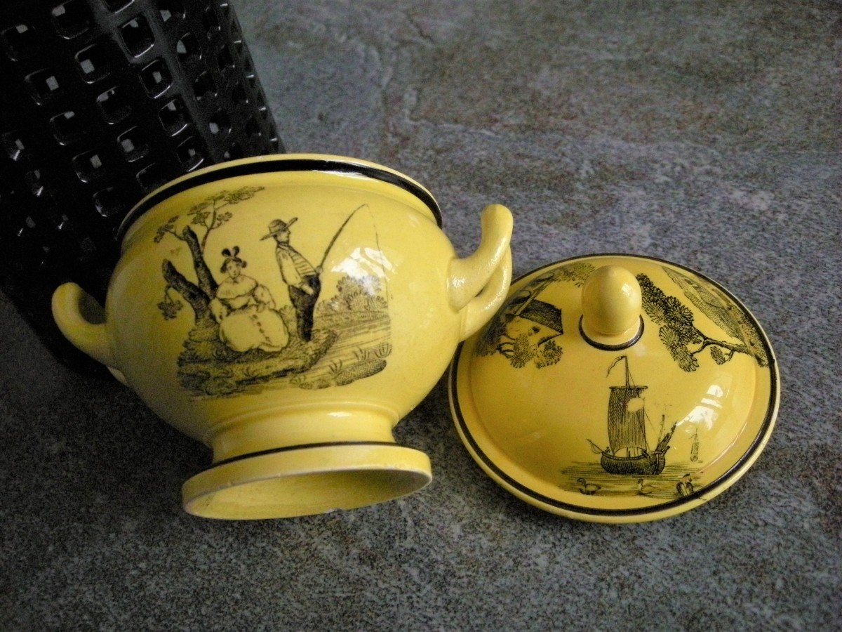 Doll Tureen In Fine Yellow Earthenware 1825 Signed Montereau-photo-2