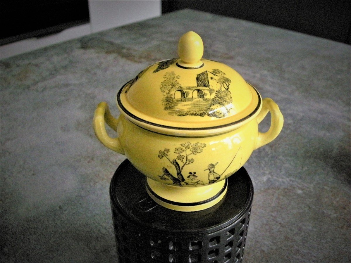 Doll Tureen In Fine Yellow Earthenware 1825 Signed Montereau