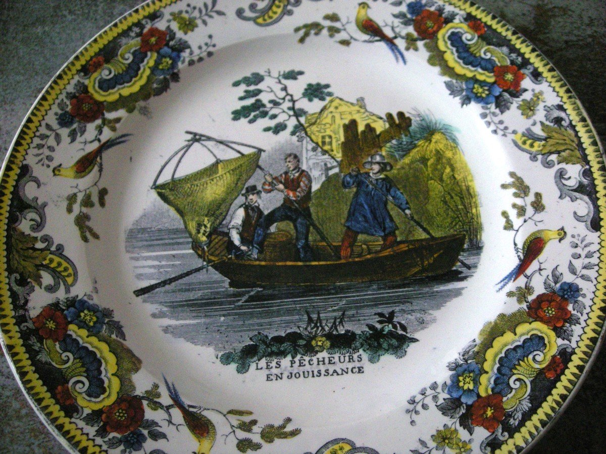 Polychrome Earthenware Plate Hunting / Fishing Decor From Creil-photo-1