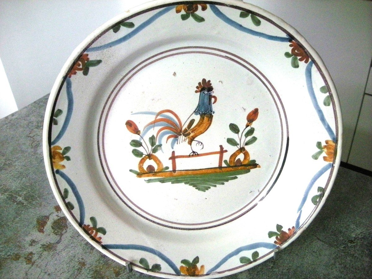 Northern Earthenware Dish 18th Century Rooster Decor On Fence