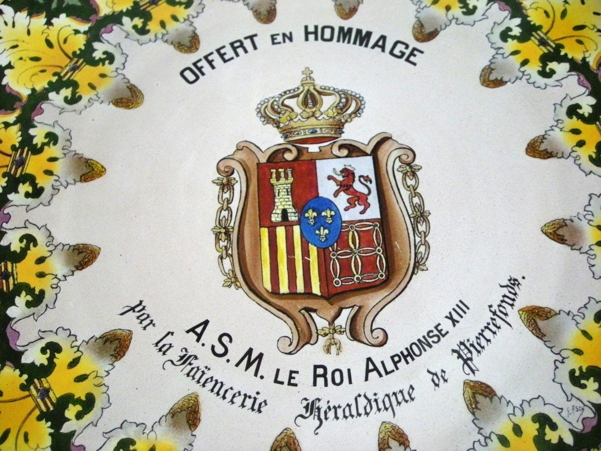 Dish With The Arms Of Spain Offered To Hm King Alphonse XIII-photo-4