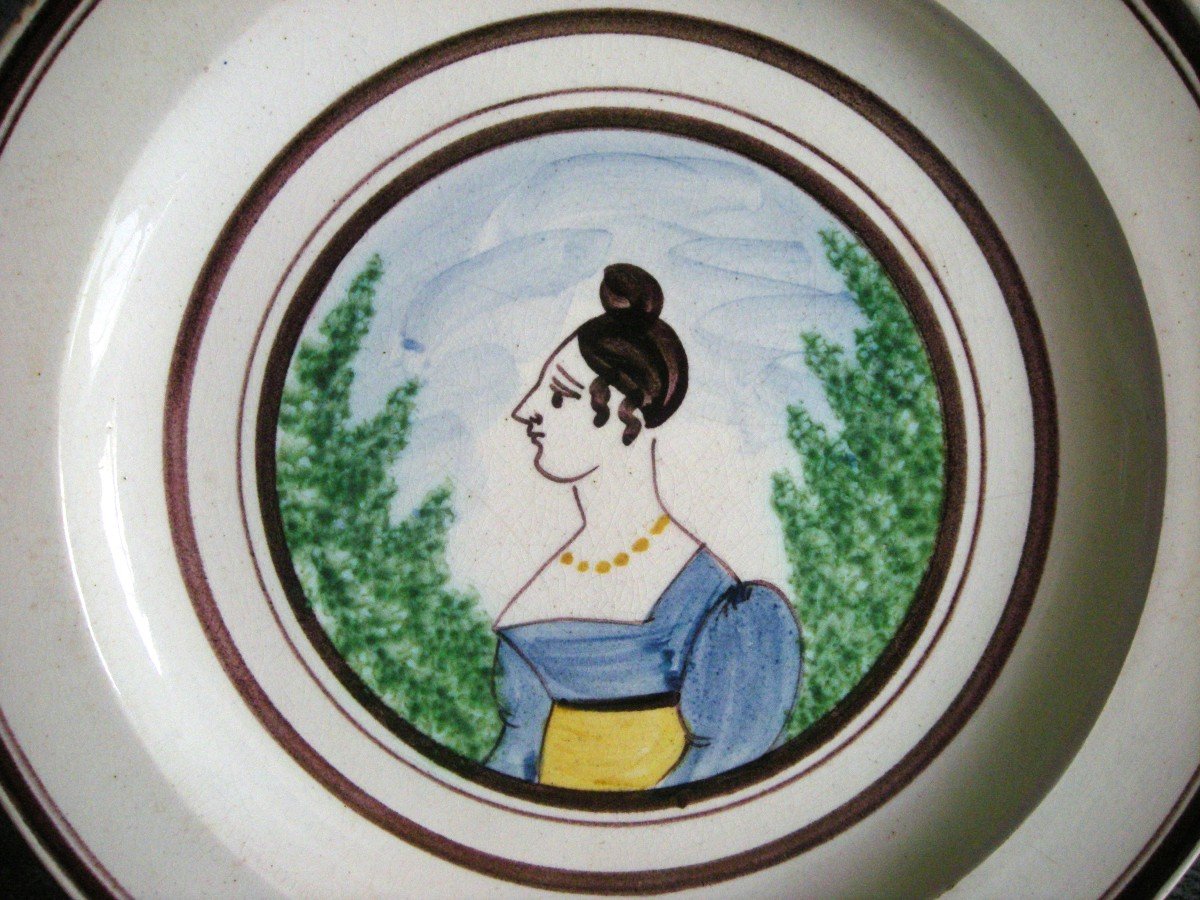 Fine Earthenware Plate “madame Wood” From Forges Les Eaux-photo-3