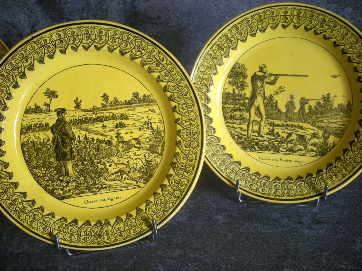 Three Fine Yellow Earthenware Plates Montereau Hunting Decor-photo-7