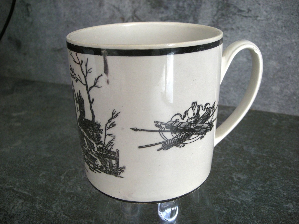 Montereau Earthenware Tankard 1820 Decorated With Marmot Dancers  -photo-2