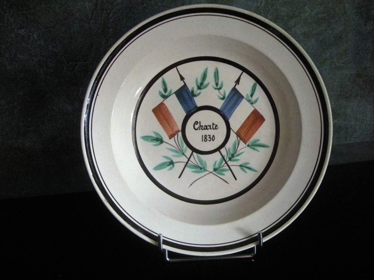 Fine Earthenware Plate "chartre 1830" Forges Les Eaux