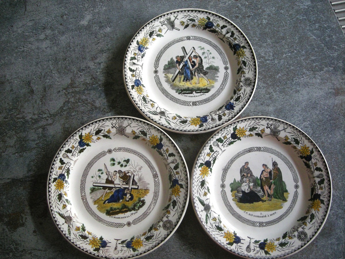 3 Fine Earthenware Plates 1830 Polychrome Montereau Decor