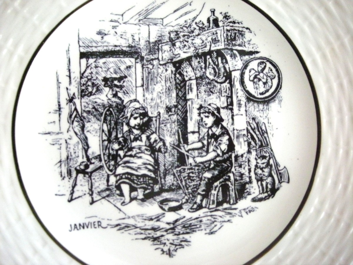12 20th Century Dessert Plates, Sarreguemines Months Theme-photo-7