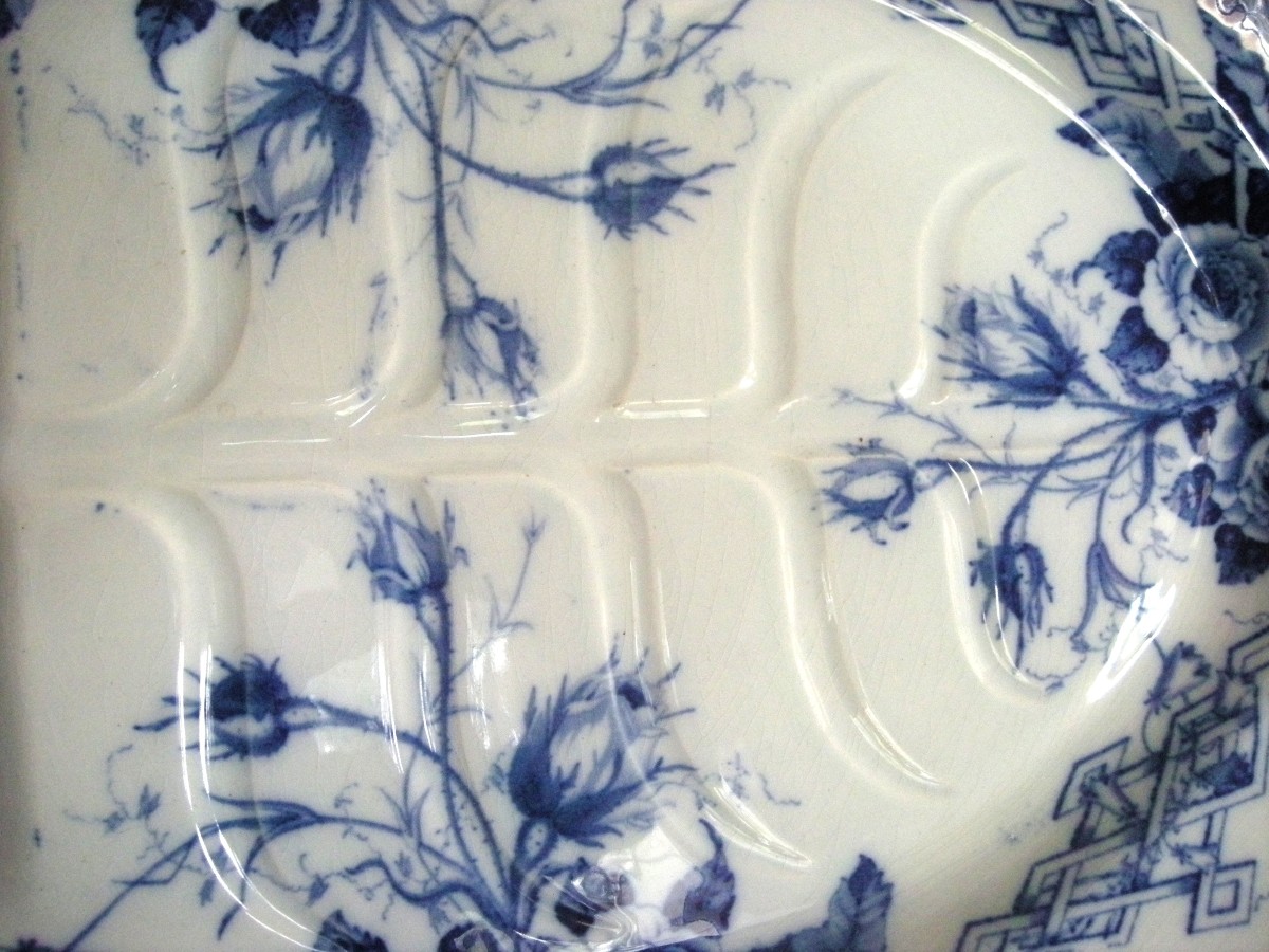 19th Century Earthenware Roasting Dish Flora Roses De Creil Montereau Service-photo-3
