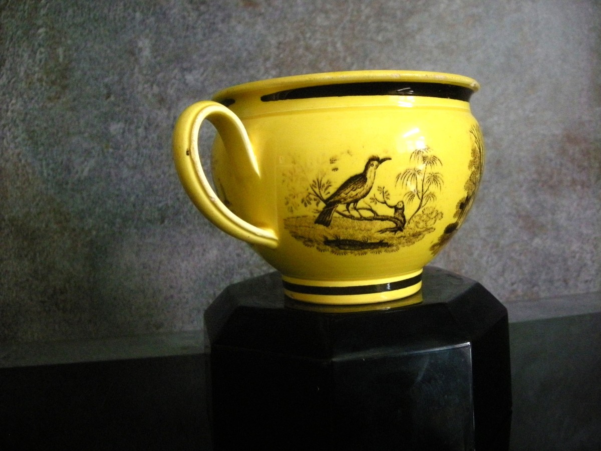 Tasse  chocolat  XIXème Faïence Fine Jaune  Décor  Oiseau-photo-3