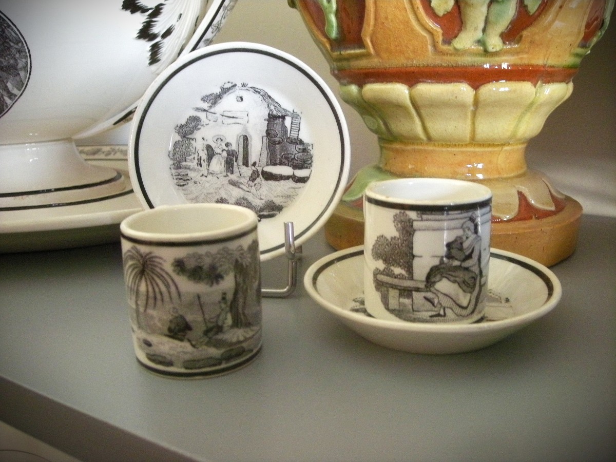 Two Cups And Saucers, Grisaille Decoration, 1824, Choisy Le Roi Factory-photo-2