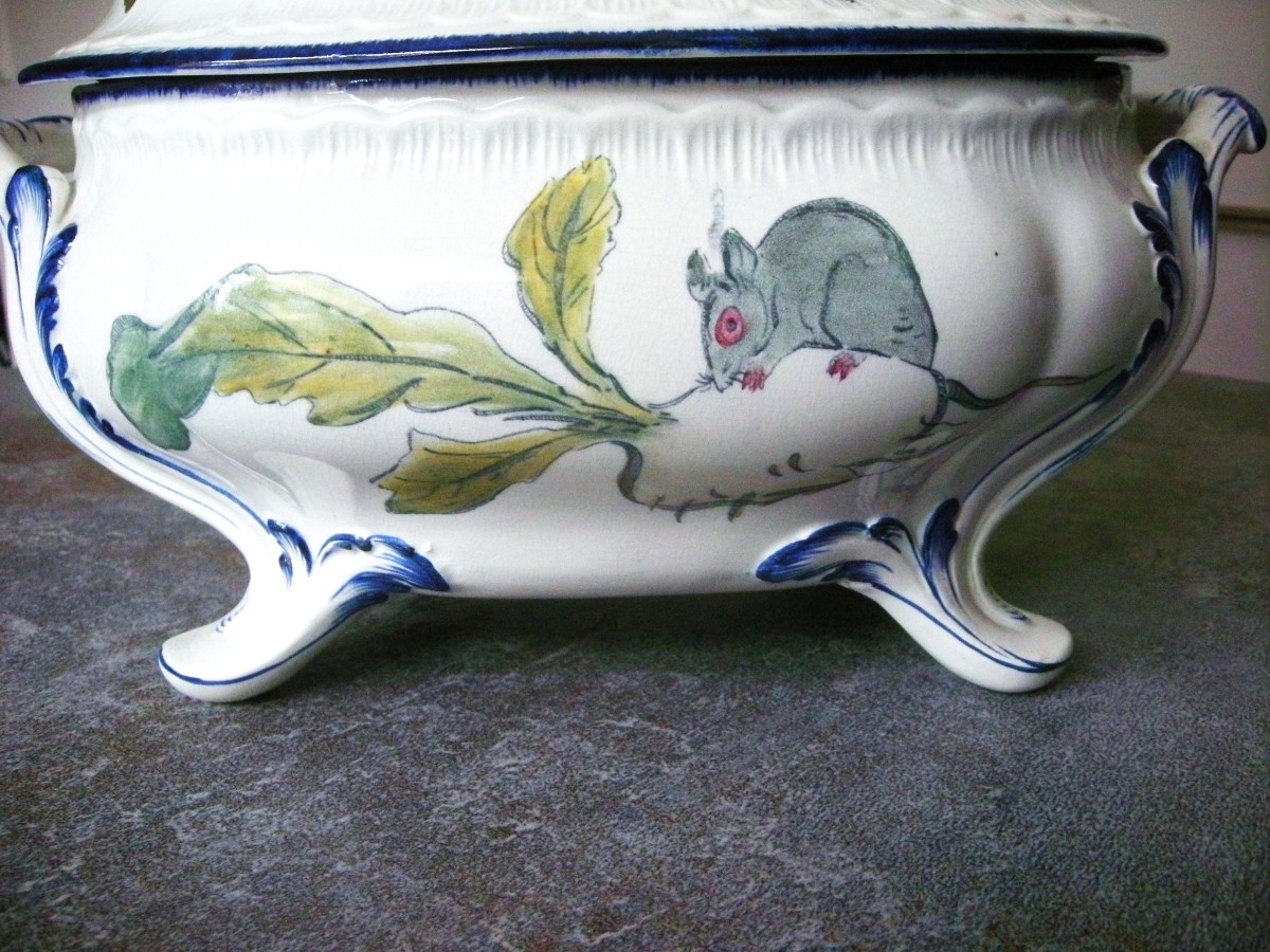 Soupière  Faïence  1884  décor  Japonisant  signée  Escalier de Cristal  Paris-photo-2