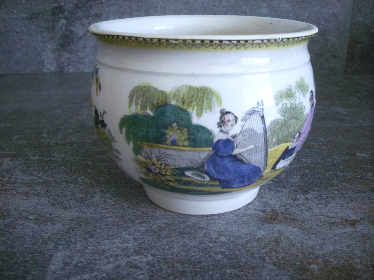 Large  Chocolate  Cup  Polychrome  Porcelain  1836  Choisy-le-roi
