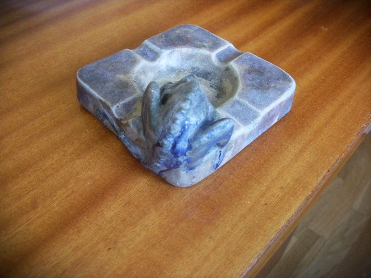 Art Nouveau Stoneware Ashtray By Ch. Greber, Decorated With A Chameleon-photo-4