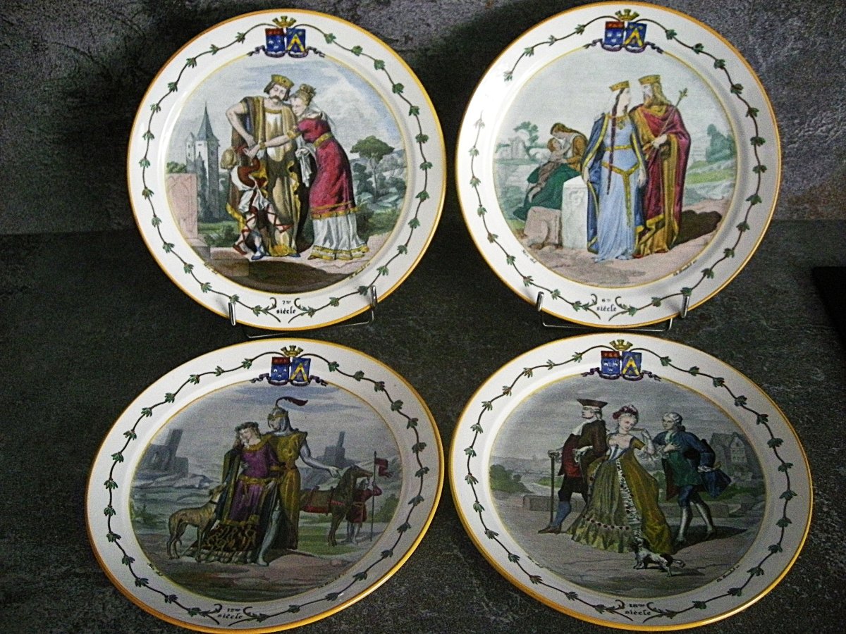 4  Plates  Polychrome  "  National Costumes  "  Creil And Montereau-photo-6