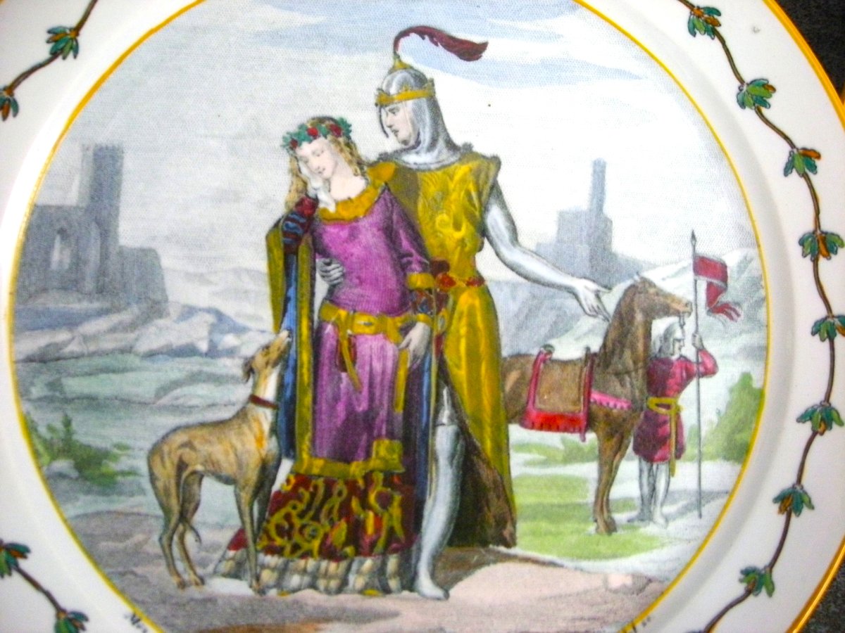4  Plates  Polychrome  "  National Costumes  "  Creil And Montereau