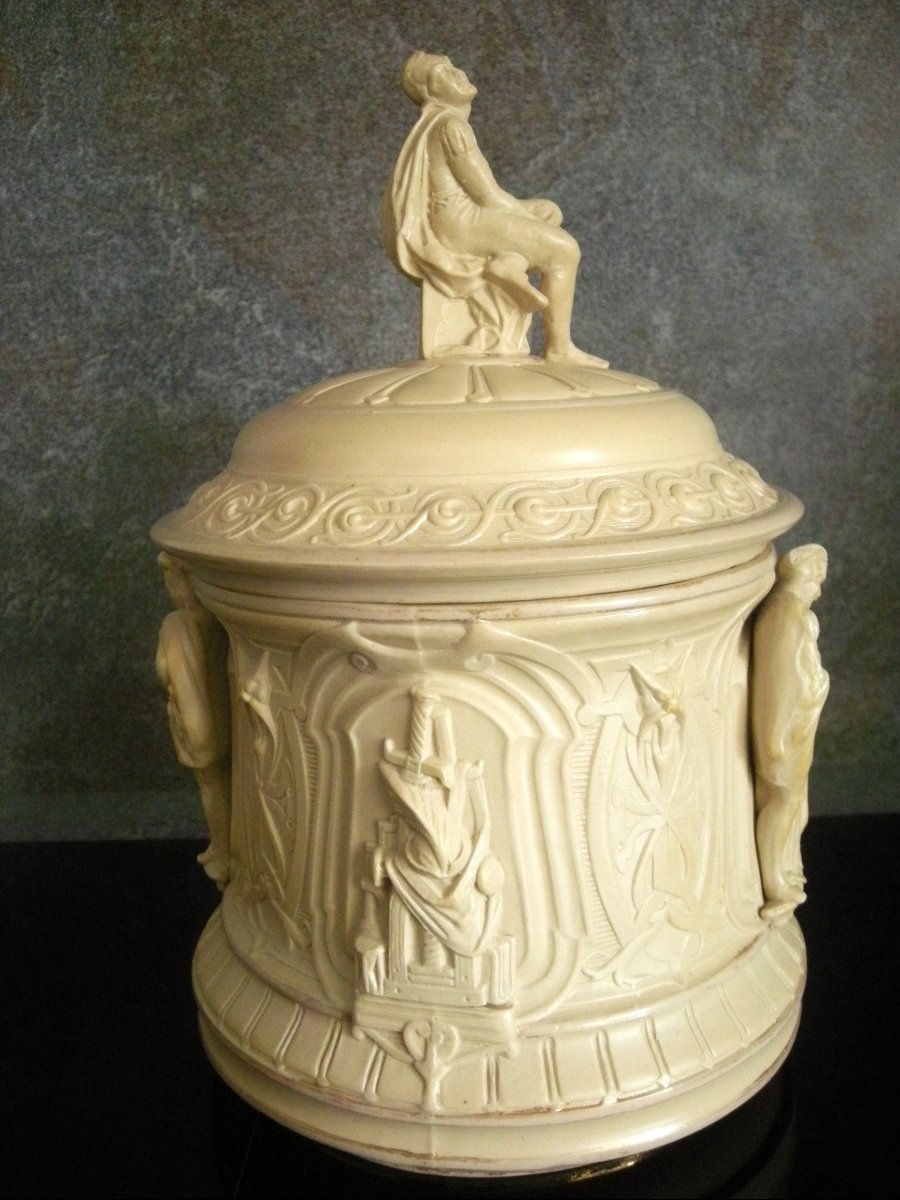 Pot  à  Tabac  Grès  Fin  1870  décor "  la  Commédia  Dell' Arte  " Sarreguemines-photo-4
