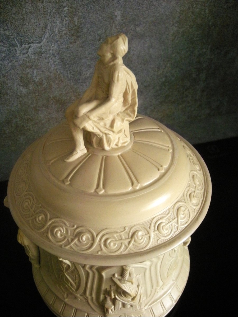 Pot  à  Tabac  Grès  Fin  1870  décor "  la  Commédia  Dell' Arte  " Sarreguemines-photo-4