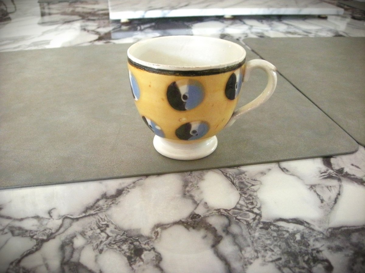 Tasse  Faïence  XIXème  décor  Oeil  de  Perdrix  Creil et Montereau-photo-2