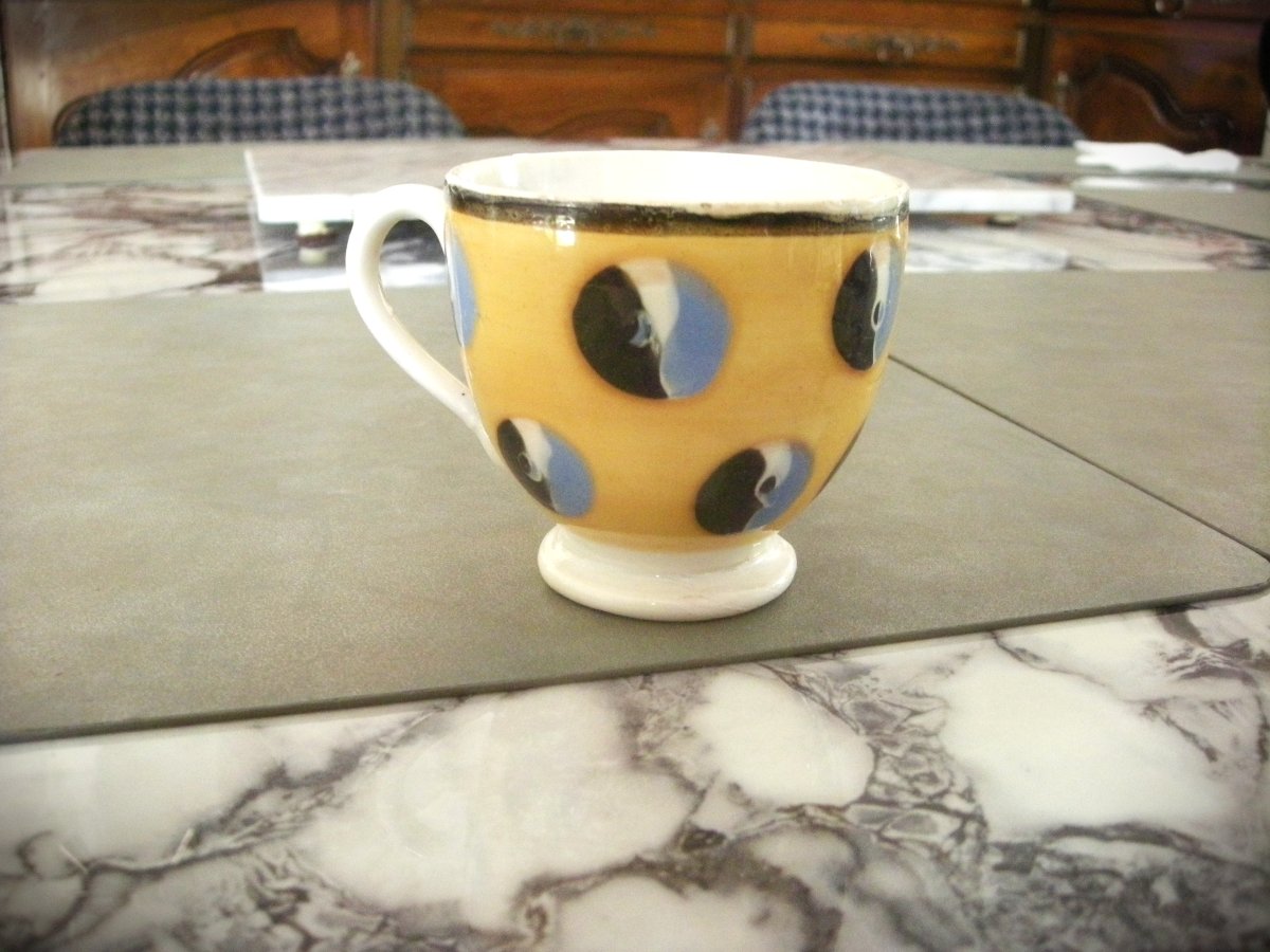 Tasse  Faïence  XIXème  décor  Oeil  de  Perdrix  Creil et Montereau