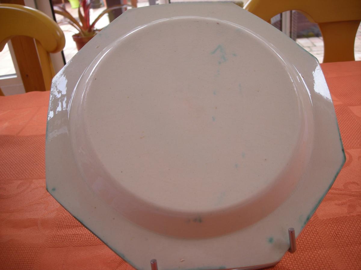 Assiette  Octogonale  En  Faience  Fine  De  Forges  Les  Eaux-photo-3