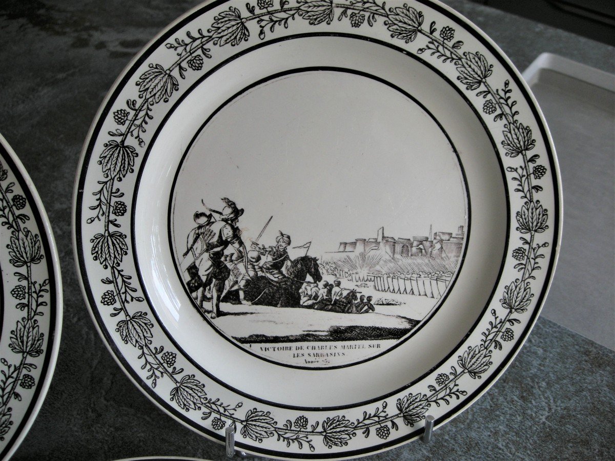Three Fine Earthenware Plates 1824 Military Decor Signed Choisy-photo-2