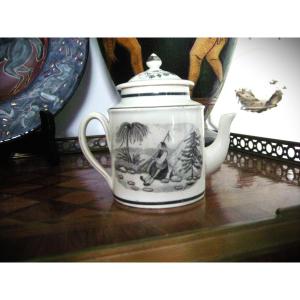Théière  décor  Grisaille  1824  Manufacture  Choisy  le  Roi