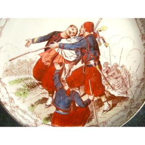 9 Assiettes Faïence vers 1890 Décor " LES SOUS - OFFS " de Creil Montereau