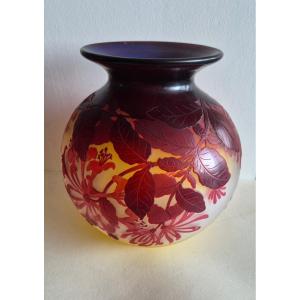 Important Sphere-shaped Vase Signed By Emile Gallé. Honeysuckle Decor