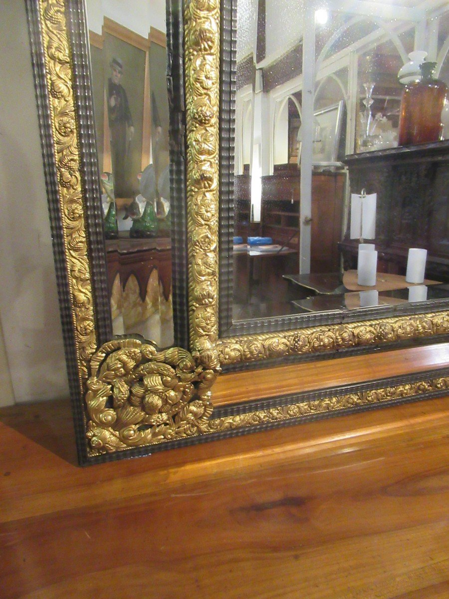 Grand Miroir De Style Renaissance En Laiton Repoussé-photo-2