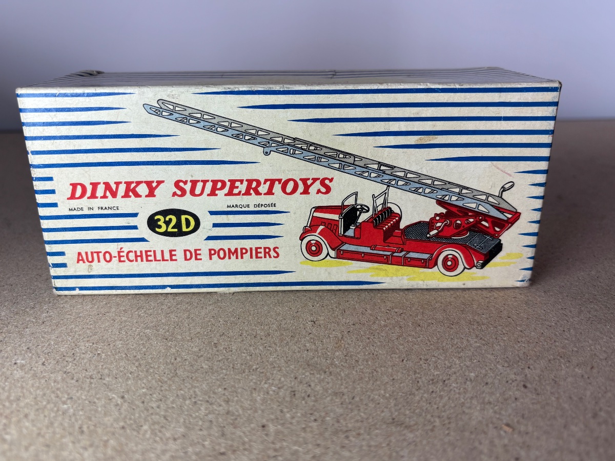 Dinky Toys Auto Échelle de pompier-photo-2