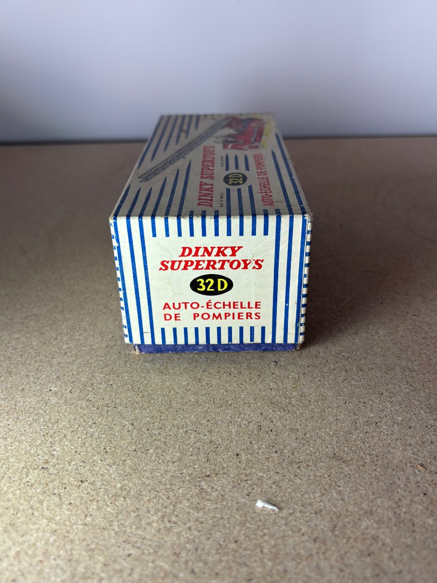 Dinky Toys Auto Échelle de pompier-photo-3
