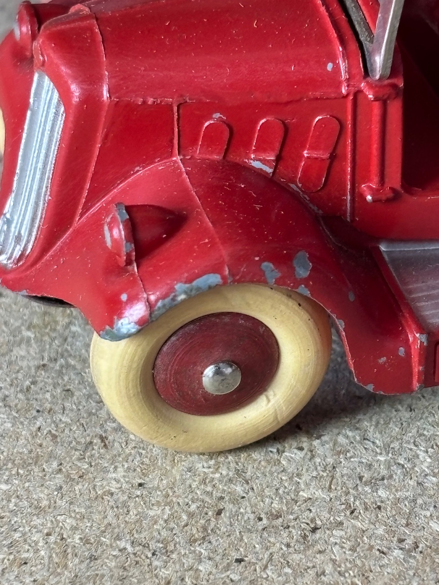 Dinky Toys Auto Échelle de pompier-photo-1